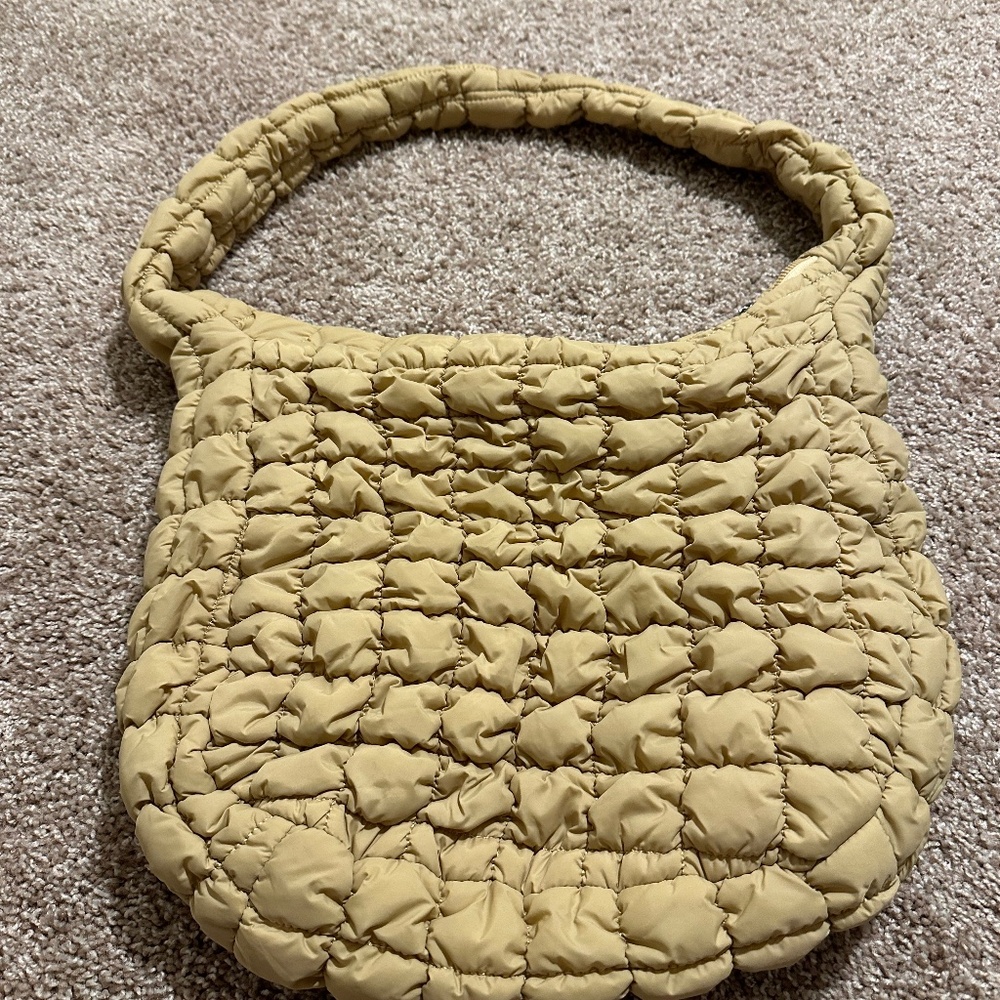 Unbranded Puffer bag